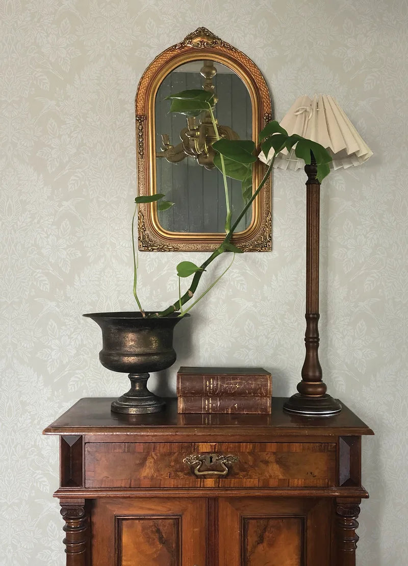 Finch Ivory Woodland Damask